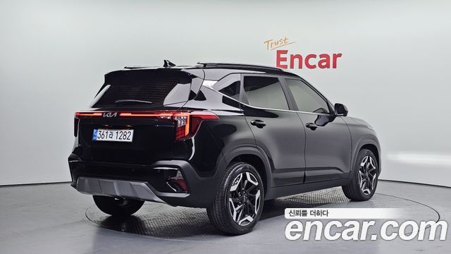 Kia Seltos из Кореи Encar
