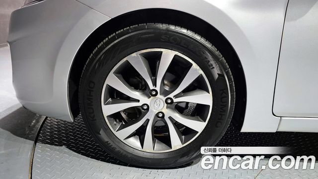 Hyundai Accent из Кореи Encar