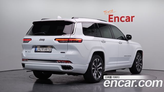 Jeep Cherokee L 3.6 Overland — пробег 67 630 км — фото 2 из 5
