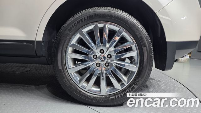 Lincoln MKX 3.7 AWD — пробег 112 779 км — фото 5 из 5
