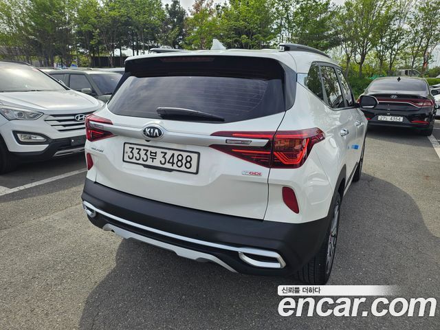 Kia Seltos из Кореи Encar