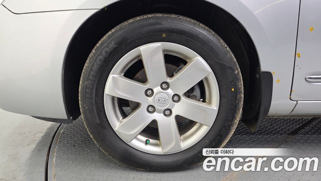 Kia Carens из Кореи Encar