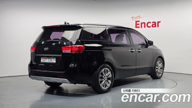 Kia Carnival из Кореи Encar