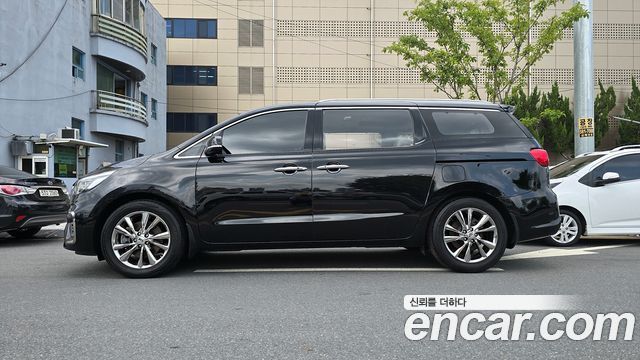 Kia Carnival из Кореи Encar