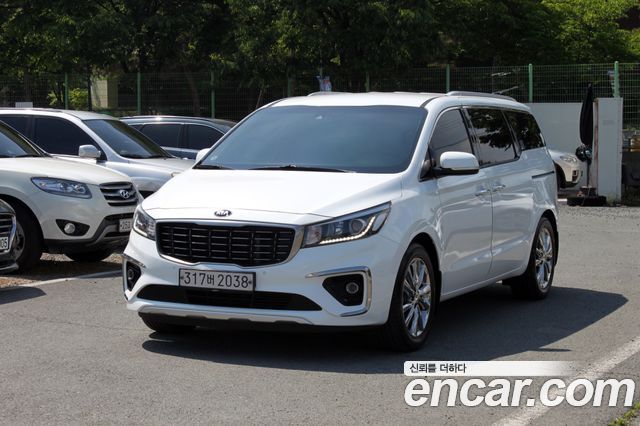 Kia Carnival из Кореи Encar