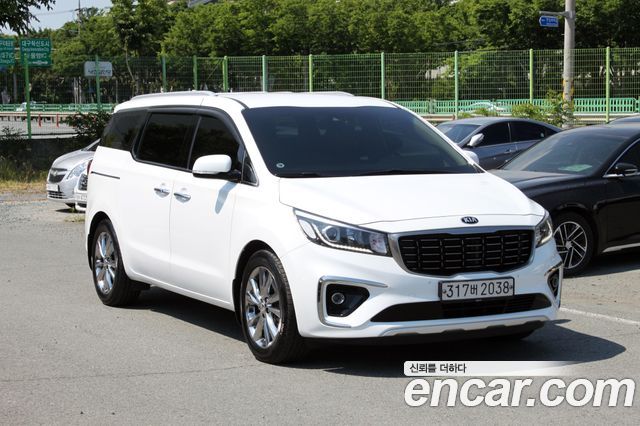 Kia Carnival из Кореи Encar