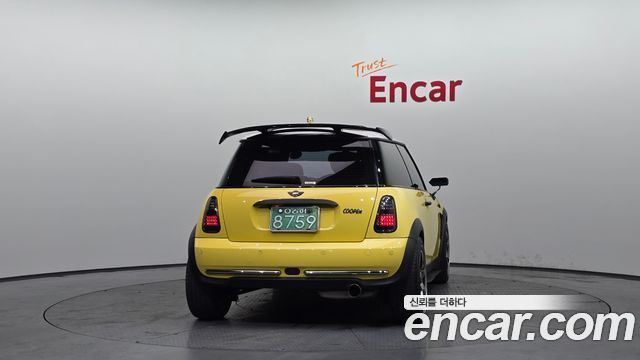 Mini Cooper из Кореи Encar