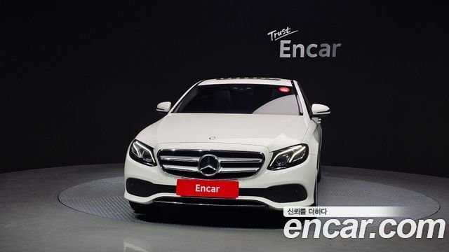 Mercedes-Benz E-Class из Кореи Encar