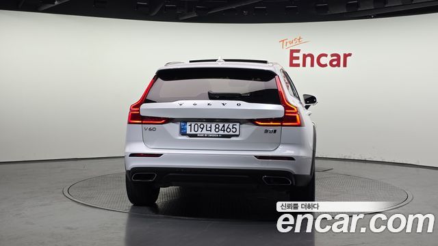 Volvo V60 из Кореи Encar