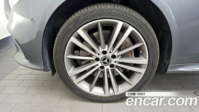 Mercedes-Benz CLS-Class из Кореи Encar