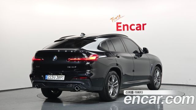 BMW X4 xDrive20d M Sport — пробег 112 072 км — фото 2 из 5
