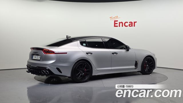 Kia Stinger из Кореи Encar
