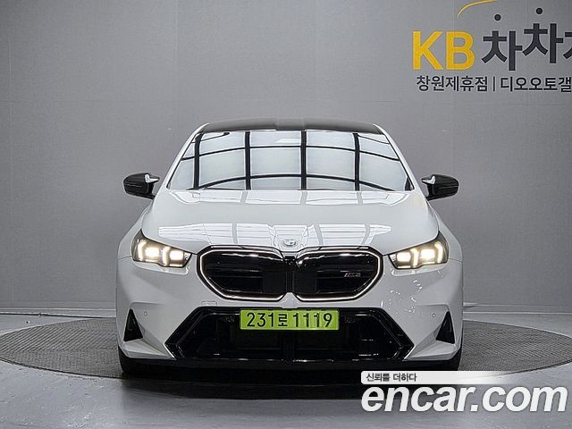 BMW M5 M5 Sedan — пробег 8 906 км — фото 3 из 5