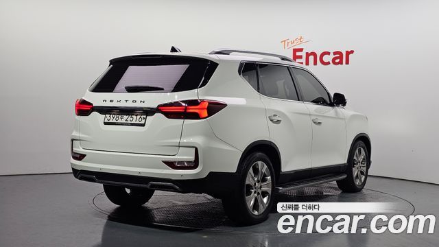 Ssangyong Rexton из Кореи Encar