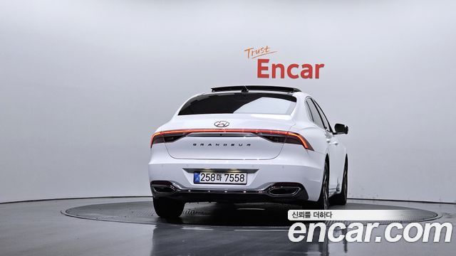 Hyundai Grandeur из Кореи Encar