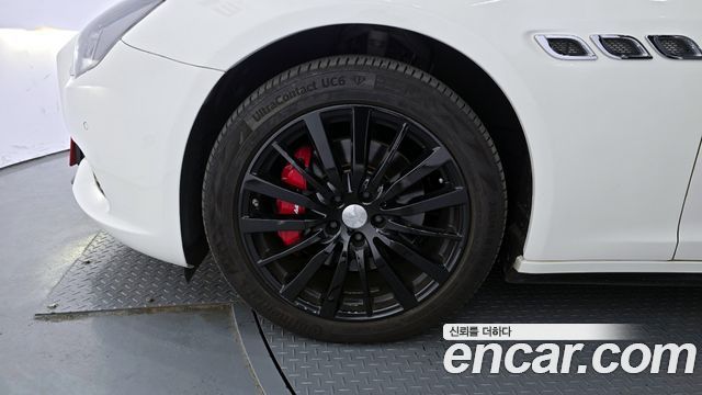Maserati Quattroporte из Кореи Encar