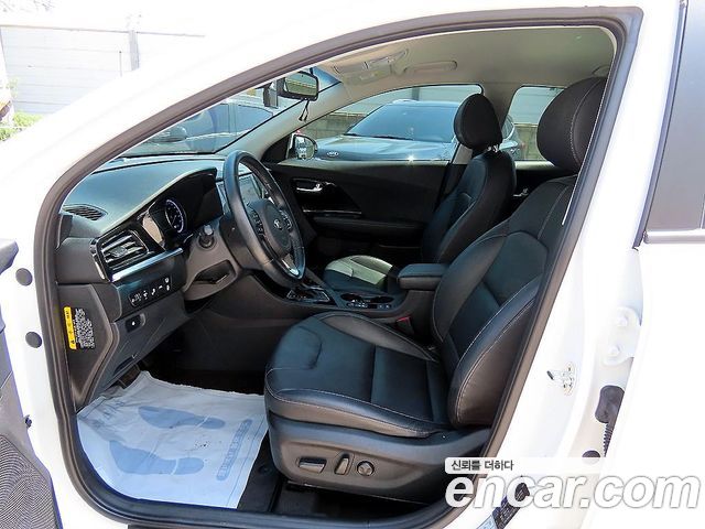 Kia Niro из Кореи Encar