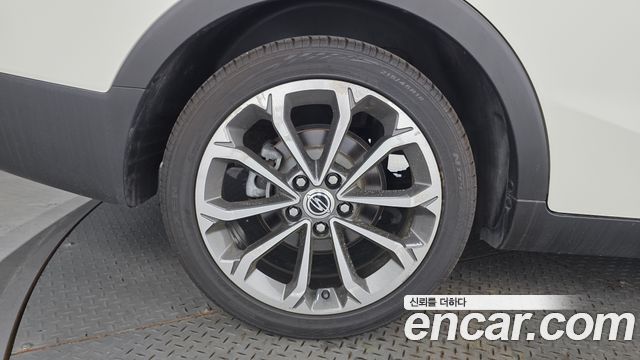 Ssangyong TIBOLI из Кореи Encar