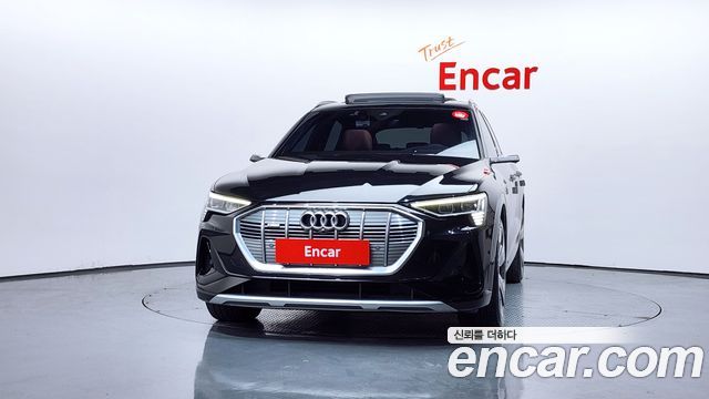 Audi e-tron из Кореи Encar