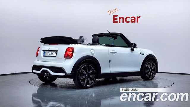 Mini Cooper Convertible Seaside Edition 3rd — пробег 16 825 км — фото 2 из 5