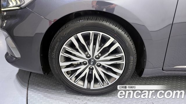 Kia K7 из Кореи Encar