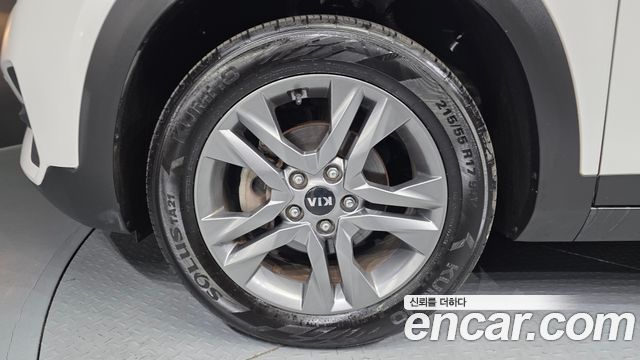 Kia Seltos из Кореи Encar