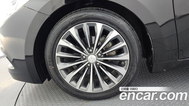 Hyundai Grandeur из Кореи Encar