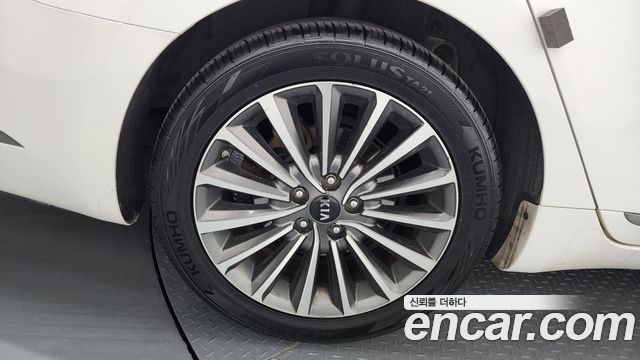 Kia K7 из Кореи Encar