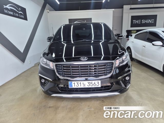 Kia Carnival из Кореи Encar
