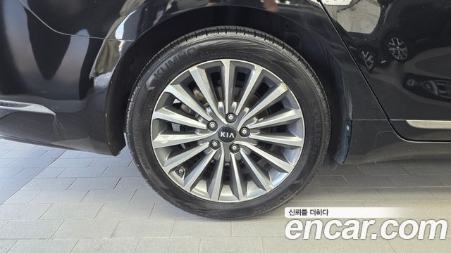 Kia K7 из Кореи Encar