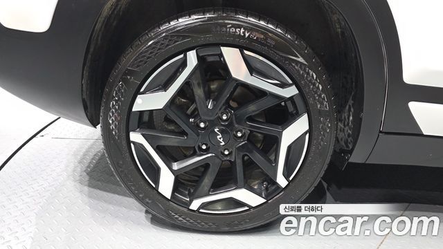 Kia Seltos из Кореи Encar