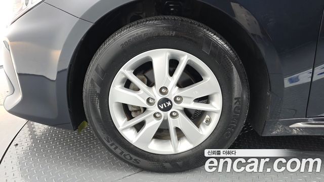 Kia K5 из Кореи Encar