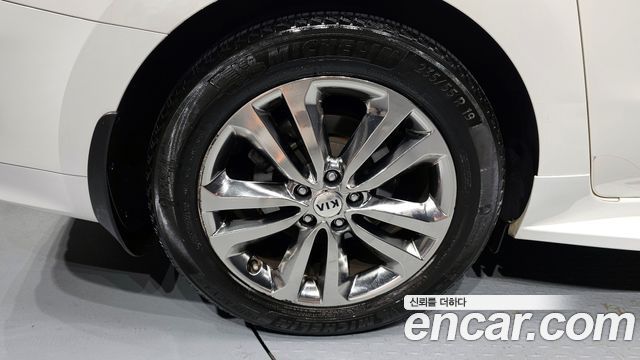 Kia Carnival 9-seater Prestige — пробег 147 813 км — фото 5 из 5