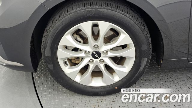 Kia K8 из Кореи Encar