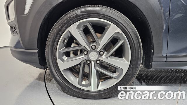 Hyundai Kona из Кореи Encar
