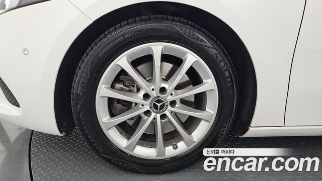 Mercedes-Benz A-Class из Кореи Encar