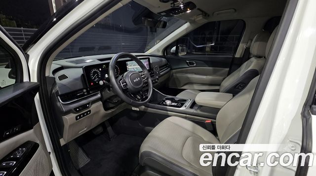 Kia Carnival HEV 9seater Nobless — пробег 8 000 км — фото 5 из 5