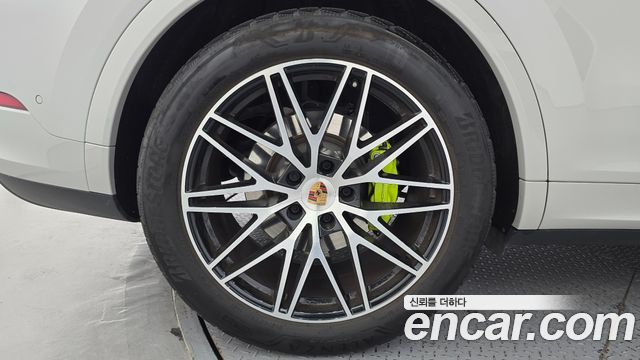 Porsche Cayenne из Кореи Encar