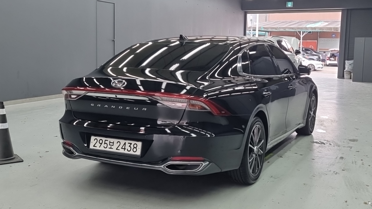 Hyundai Grandeur из Кореи Encar