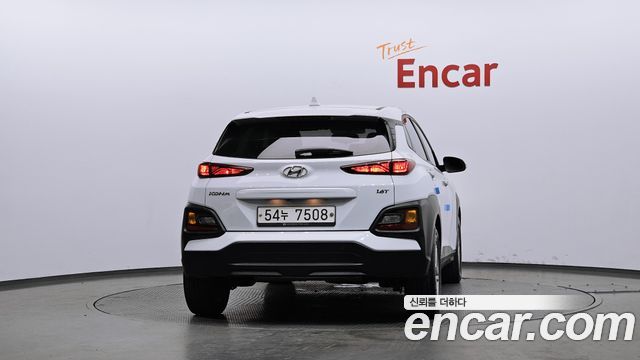 Hyundai Kona из Кореи Encar
