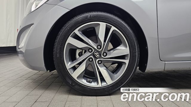 Hyundai AVANTE из Кореи Encar