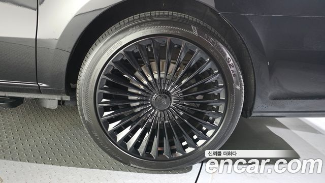 Mercedes-Benz V-Class из Кореи Encar
