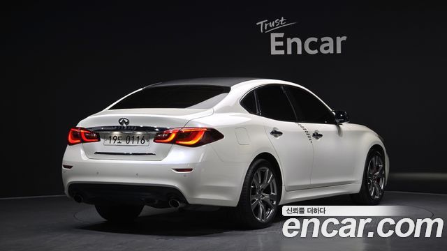 Infiniti Q70 из Кореи Encar