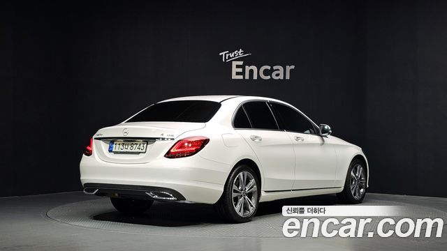 Mercedes-Benz C-Class из Кореи Encar