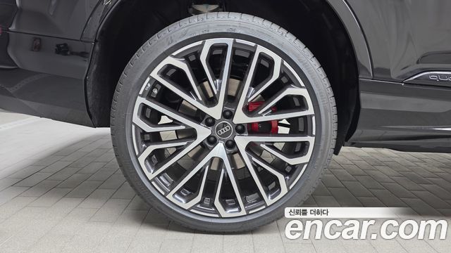 Audi SQ7 4.0 TFSI Quattro — пробег 14 км