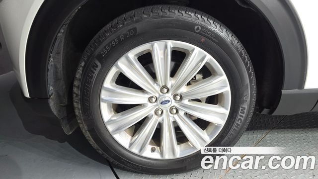 Ford Explorer 2.3 LimIted 4WD — пробег 50 688 км — фото 5 из 5
