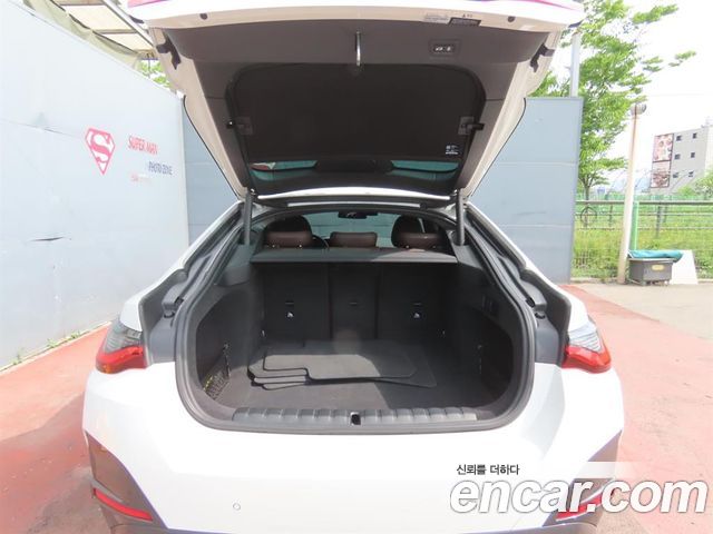 BMW i4 из Кореи Encar