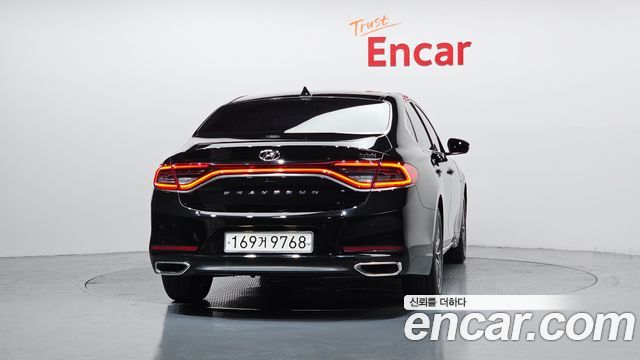 Hyundai Grandeur из Кореи Encar