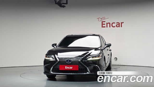Lexus ES Executive — пробег 54 868 км — фото 3 из 5