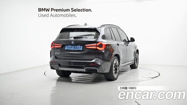 BMW iX3 M Sports — пробег 21 000 км — фото 2 из 5